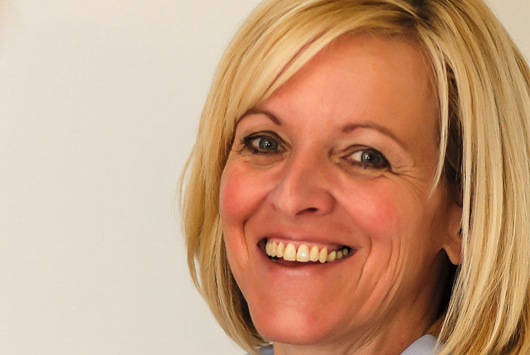 Marina Eichmeier_Friseurin Birgit
